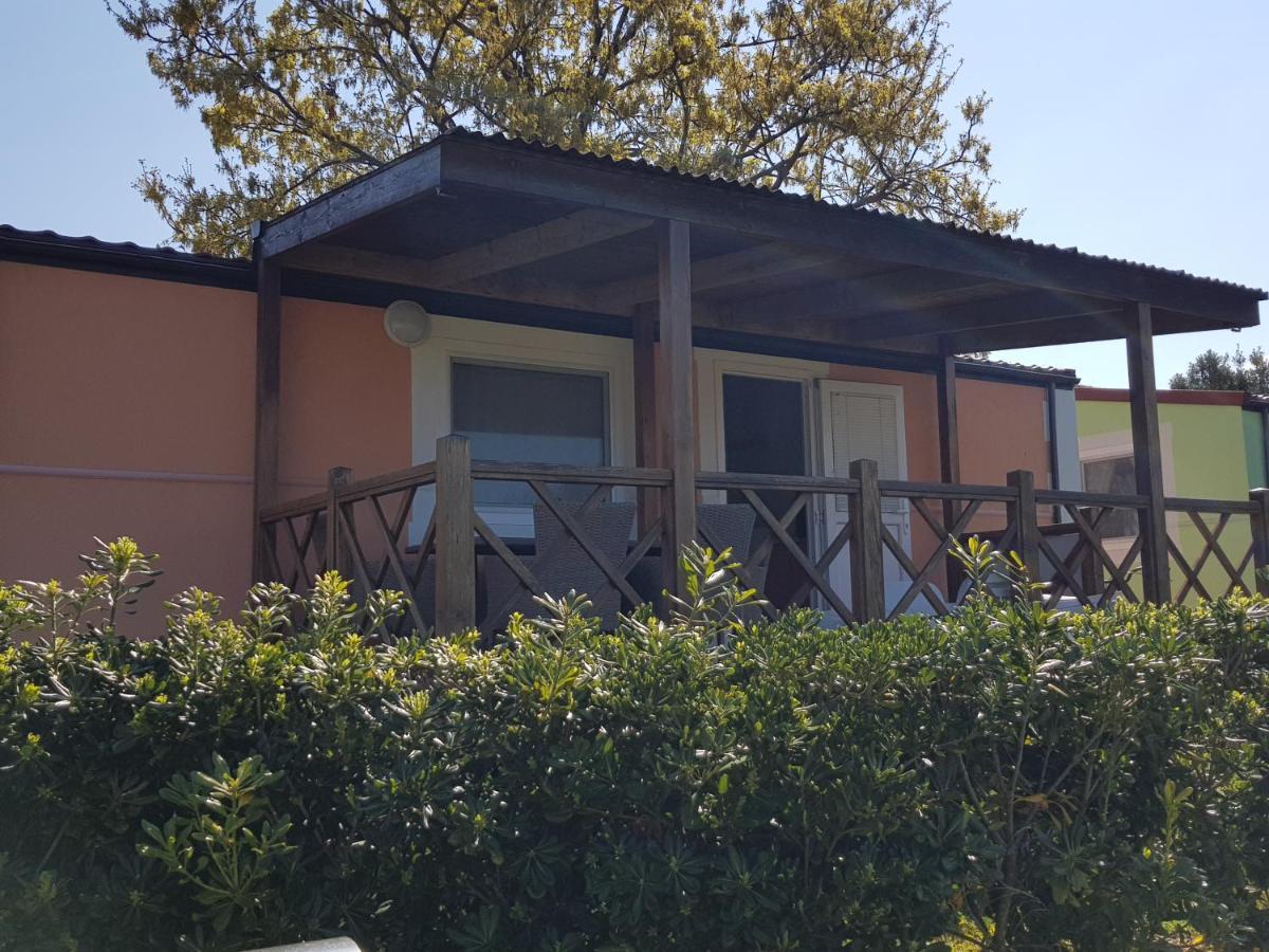 Naturist Mobile Homes Eden In Fkk Ulika Poreč Eksteriør bilde